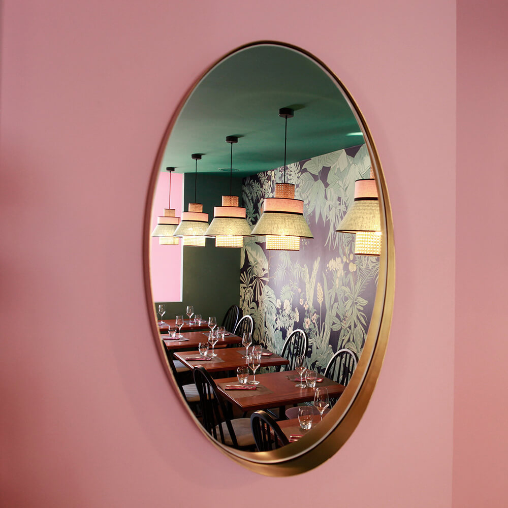 decoration_restaurant_union_epalinges_lausanne_tablehaute_bois_ambiance_jungle_vert_plantes_emmanuelle_diebold.jpg